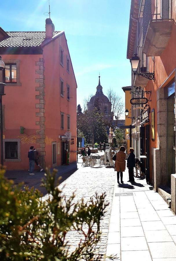 Apartamento En Centro Historico De San Lorenzo De El Escorial San Lorenzo de El Escorial Exterior foto
